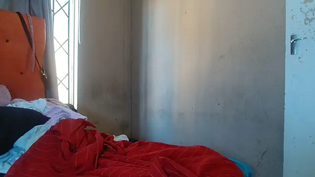 tinagiant online show from 05.12.26