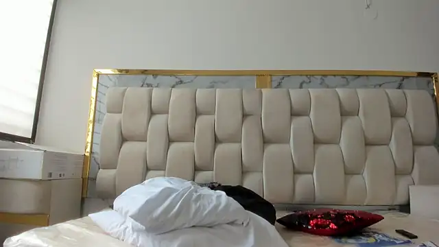 Hanna lens online show from 01.11.26