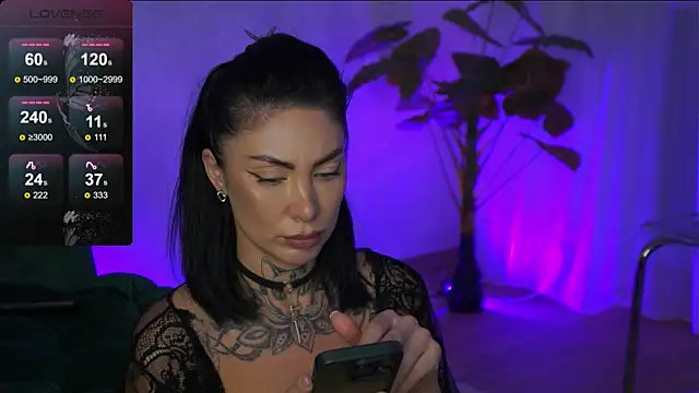 angelinaRae online show from 12.11.24