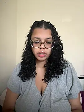 Snapshot of kelsmx chatting on 12.18.24 kelsmx online show from 12.18.24