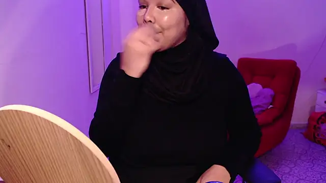 Snapshot of VenussTits97 chatting on 02.04.26 VenussTits97 online show from 02.04.26