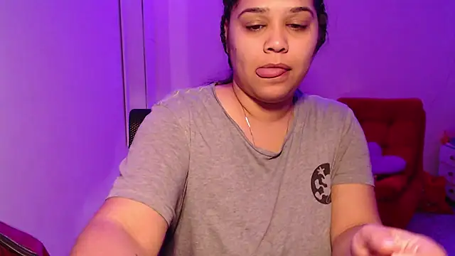 Snapshot of VenussTits97 chatting on 03.07.26 VenussTits97 online show from 03.07.26