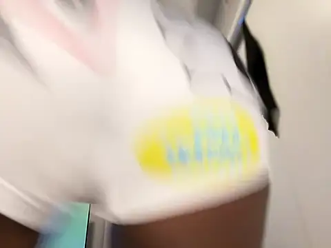 Naomiruty online show from 12.27.24