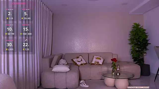 Snapshot of emily_huddson_ chatting on 11.27.25 emily huddson online show from 11.27.25