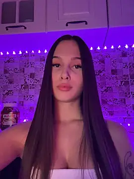 EricaWalls online show from 01.17.25