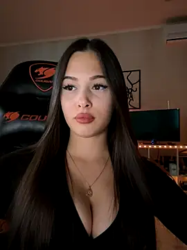 EricaWalls online show from 09.15.25