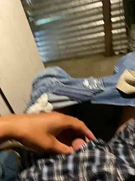 littybrowela12 online show from 11.18.25