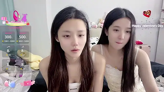 Snapshot of Puff-521 chatting on 11.28.25 Puff-521 online show from 11.28.25