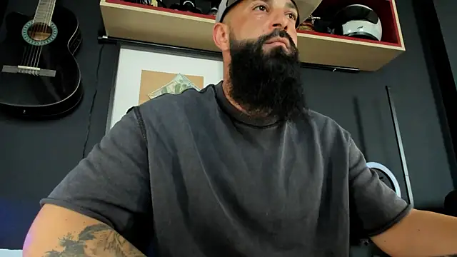 axxelrich  online show from 02.04.25