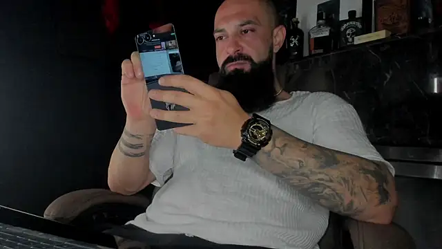 axxelrich  online show from 10.03.25