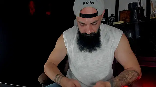 axxelrich  online show from 10.11.25