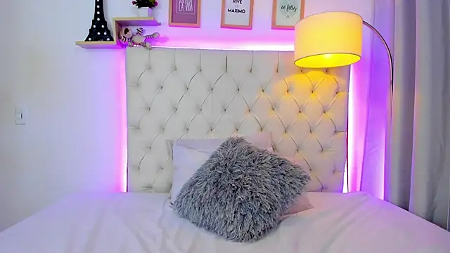 katy giil online show from 09.29.25