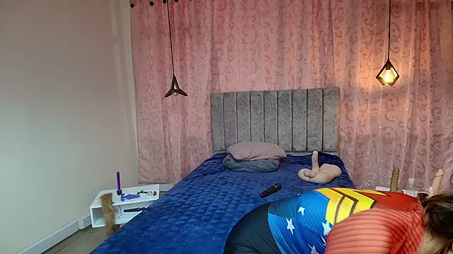 VioletaScott  online show from 10.23.25