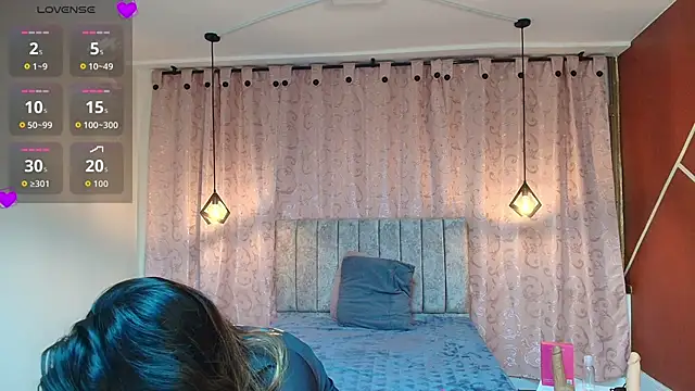 VioletaScott  online show from 11.05.25