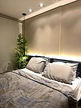 Laisabrazil online show from 12.02.25