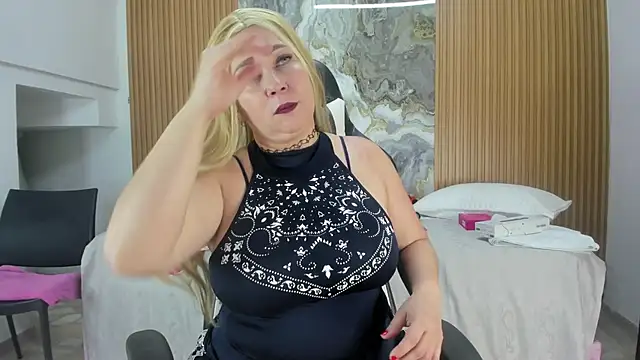 Danna topless online show from 09.11.25