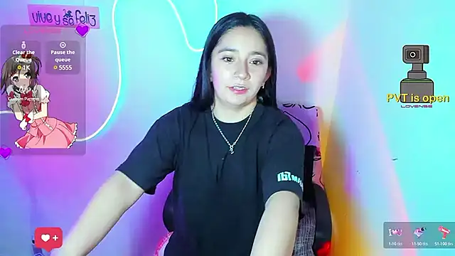 Snapshot of litle_mily_ chatting on 03.19.25 litle mily online show from 03.19.25