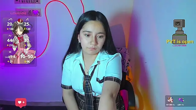 Snapshot of litle_mily_ chatting on 03.23.25 litle mily online show from 03.23.25