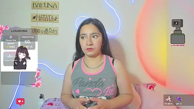 Snapshot of litle_mily_ chatting on 09.26.25 litle mily online show from 09.26.25