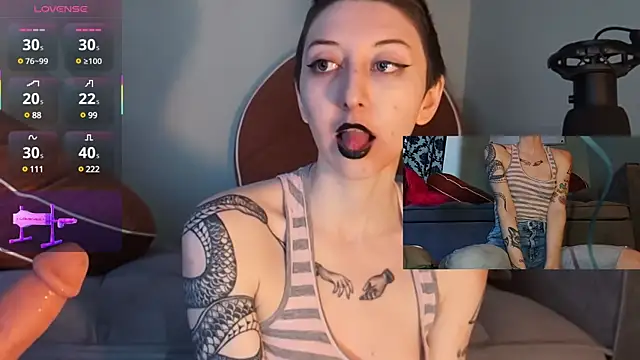 lovelylucyy online show from 03.13.25