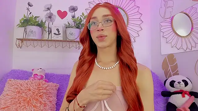 Snapshot of Ariadna_Evangeline chatting on 09.28.25 Ariadna Evangeline online show from 09.28.25