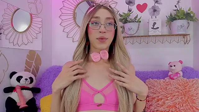 Snapshot of Ariadna_Evangeline chatting on 10.02.25 Ariadna Evangeline online show from 10.02.25