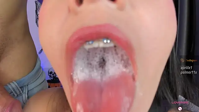 Aprilx1 online show from 10.10.25