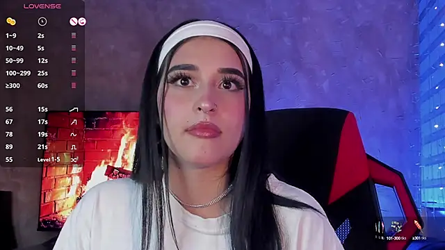 Snapshot of Charlotte_greys chatting on 01.12.25 Charlotte greys online show from 01.12.25