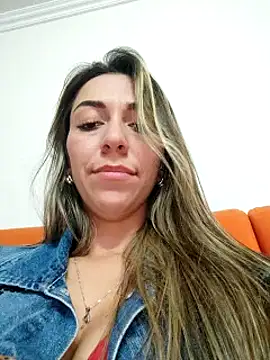 Snapshot of rachellboom chatting on 01.15.25 rachellboom online show from 01.15.25