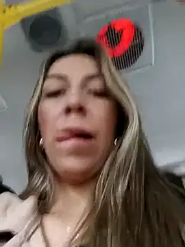 Snapshot of rachellboom chatting on 02.14.25 rachellboom online show from 02.14.25