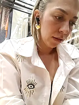 Snapshot of rachellboom chatting on 02.24.25 rachellboom online show from 02.24.25