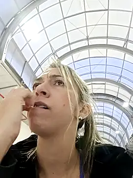 Snapshot of rachellboom chatting on 02.28.25 rachellboom online show from 02.28.25