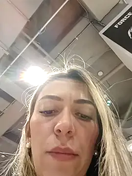 Snapshot of rachellboom chatting on 03.15.25 rachellboom online show from 03.15.25