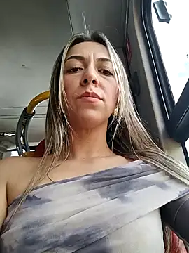 Snapshot of rachellboom chatting on 03.17.25 rachellboom online show from 03.17.25