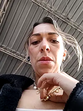 Snapshot of rachellboom chatting on 10.30.25 rachellboom online show from 10.30.25