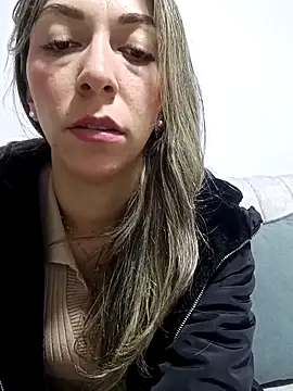 Snapshot of rachellboom chatting on 11.13.25 rachellboom online show from 11.13.25