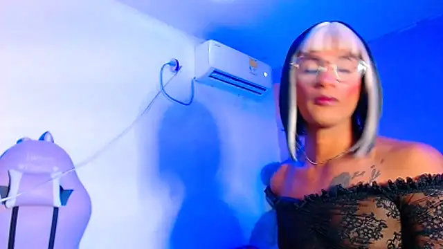 Snapshot of vanessa_nauthygirls chatting on 03.02.26 vanessa nauthygirls online show from 03.02.26