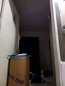 briyinabloom  online show from 02.01.25