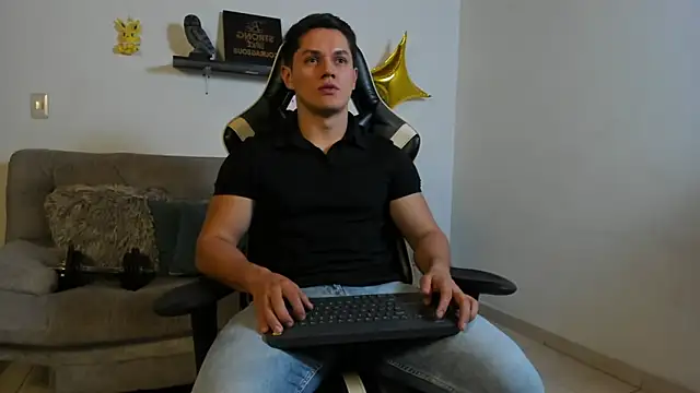 julian wallace online show from 10.27.25