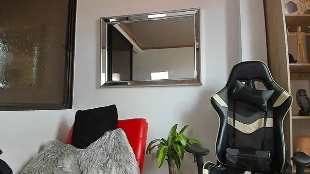 julian wallace online show from 04.29.26