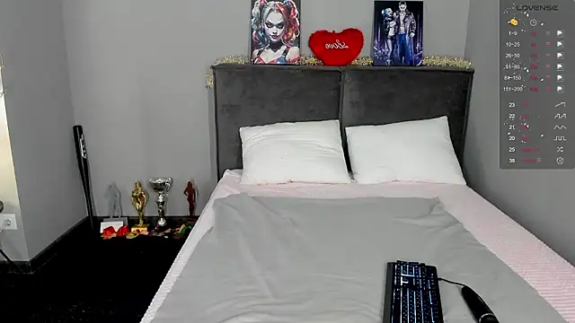 MuscleXXXBarbie online show from 03.11.26