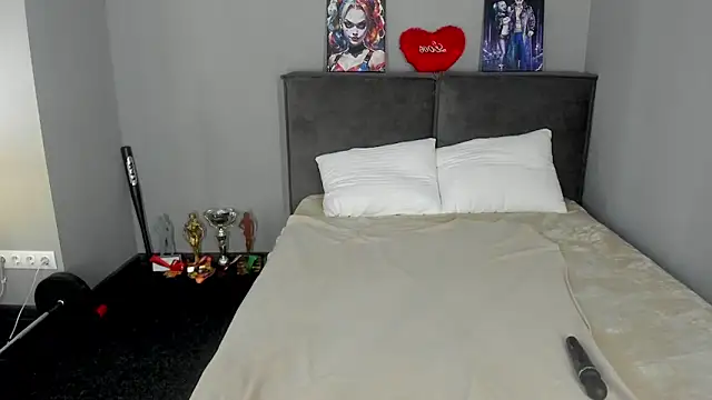 MuscleXXXBarbie online show from 06.10.26