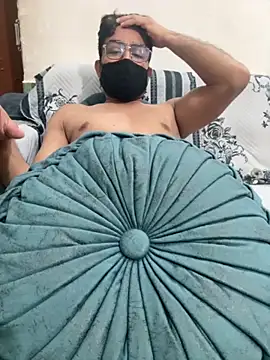 Snapshot of Hot_budddy chatting on 11.10.25 Hot budddy online show from 11.10.25