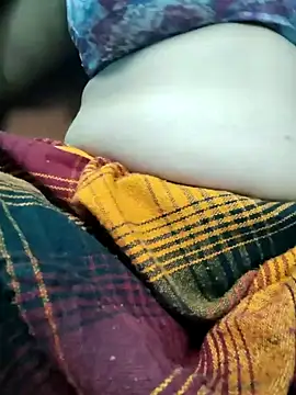 Snapshot of Shana-12 chatting on 01.08.25 Shana-12 online show from 01.08.25