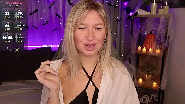 MilaBott online show from 10.19.25