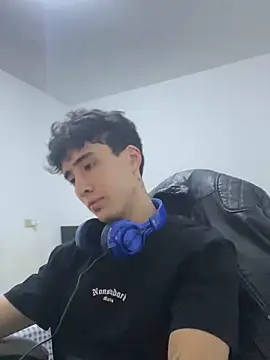 gojo satoru 18 online show from 02.03.26