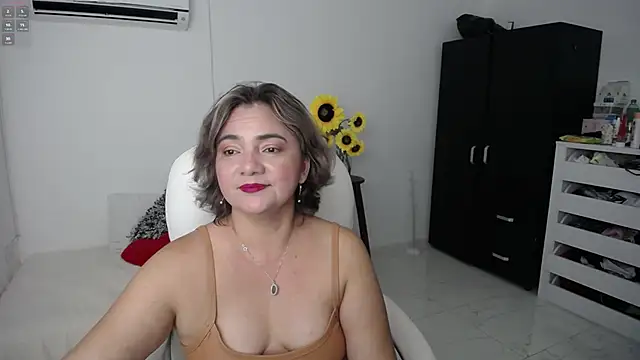 Chiraz hasnaa online show from 03.04.25