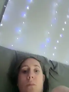 Lena Lang online show from 03.13.25