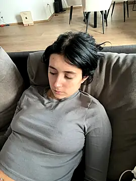 Lena Lang online show from 11.16.25