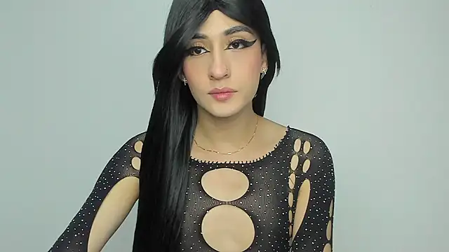 Snapshot of HotStar_yes chatting on 01.25.25 HotStar yes online show from 01.25.25